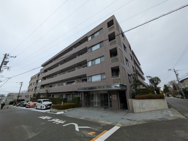 【外観】ヴァンデュール泉が丘 