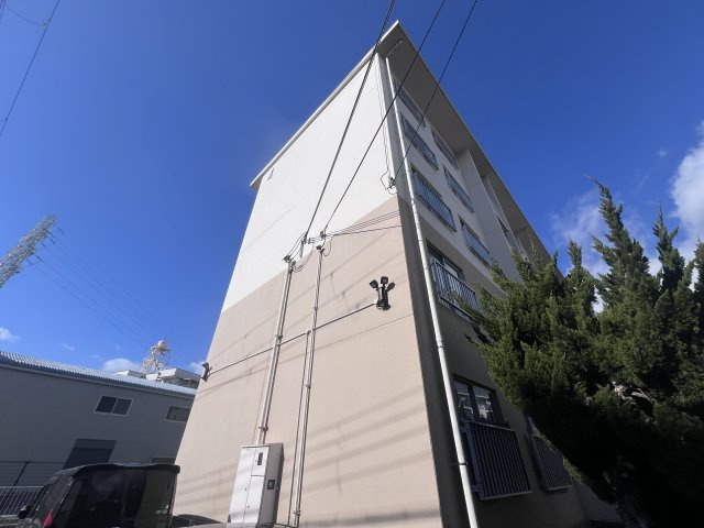 伊川谷（３） 4号棟の外観