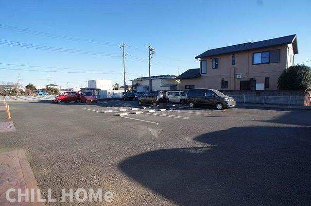グレイスＢの駐車場|当社、チルホームのHPもご覧ください(^^)/物件情報多数♪