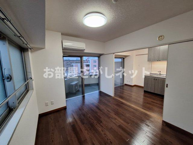 ヴェルティ千早町第２【おとり物件なし】#学生・社会人にオススメ！初期費用分割払いOK！の居間・リビング