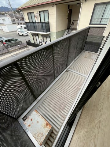 シャレオ上大市のバルコニー