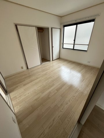 シャレオ上大市の寝室