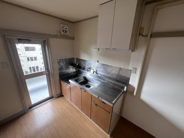 東垂水（１・２） 5号棟のキッチン
