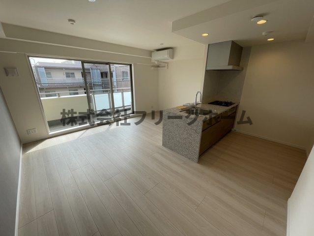 武蔵野市吉祥寺本町４丁目の賃貸マンションの居間・リビング