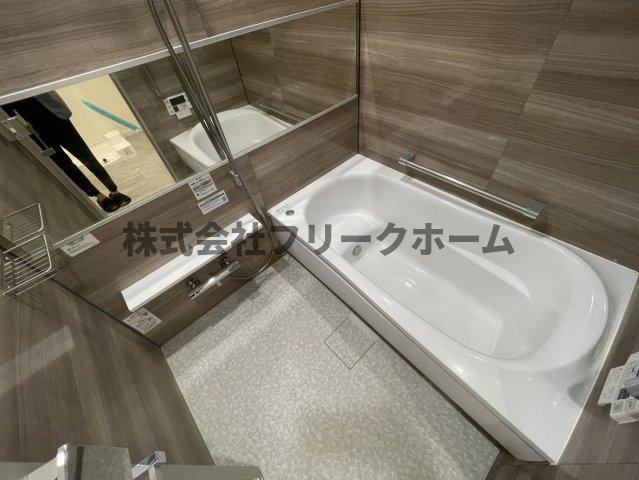 武蔵野市吉祥寺本町４丁目の賃貸マンションの浴室