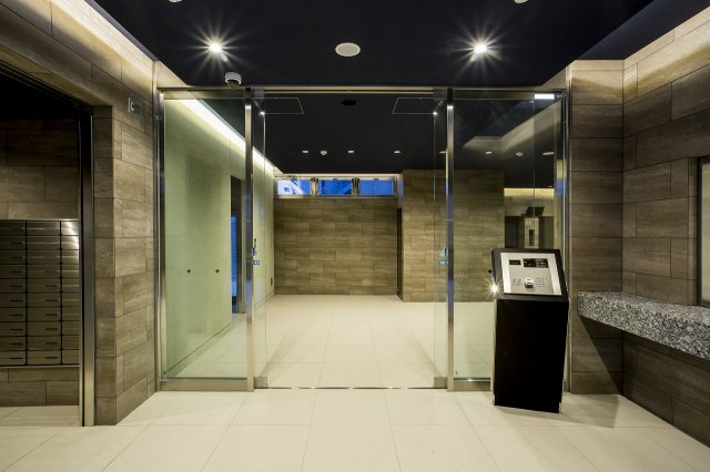 サヴォイコートオブアームズ　6階のロビー