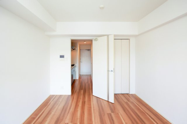 サヴォイコートオブアームズ　6階の居間・リビング|別号室です。現状優先になります。