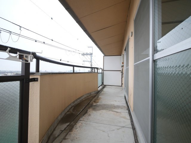 インナミマンションのバルコニー|広々としたバルコニーです