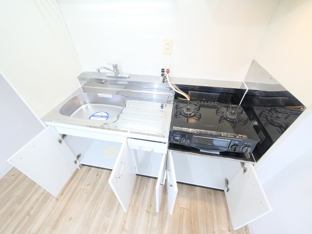 インナミマンションのキッチン|使いやすいキッチンです