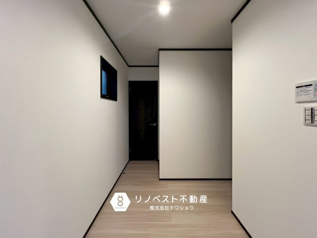 東大阪市花園東町2丁目の玄関|【リノベスト不動産】土日祝も営業中！HPより来店予約も可能です◎
