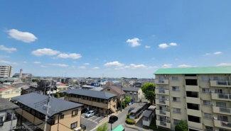 【展望】 | エルメホール越谷2号棟 | 東南側バルコニーからの眺望　最上階ならではの優雅さを味わえる眺望です