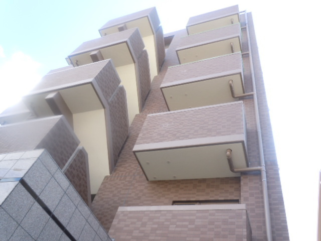 アヴニール北綾瀬のロビー