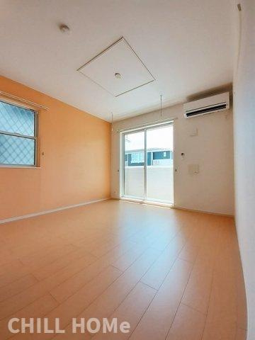 ノイ　レジデンスⅢの居間・リビング|当社、チルホームのHPもご覧ください(^^)/物件情報多数♪