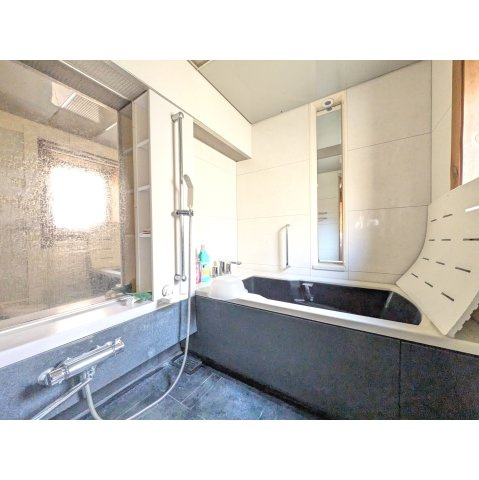 柏野町ログハウスの浴室