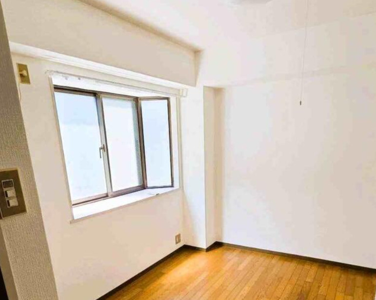 大阪市東住吉区1棟売りマンション　プレアール北田辺Ⅲの洋室