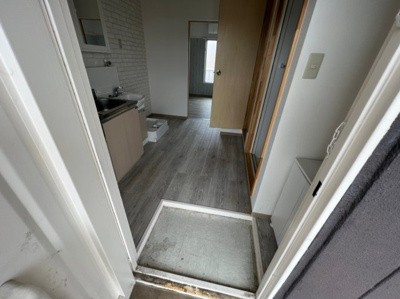 【玄関】 | シャトル塚