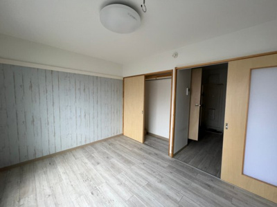 【寝室】 | シャトル塚