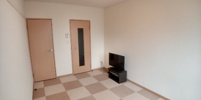 【居間・リビング】 | レオパレスジー | ゆったりとした居間です