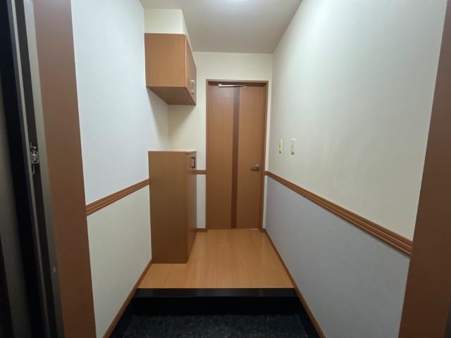 サニーヒルズ高根山の玄関|廊下