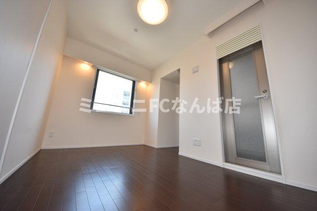 大阪市西区江戸堀３丁目の賃貸マンションの寝室