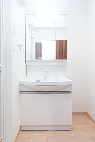 サヴォイラクアティック　8階の洗面所|現状優先になります。