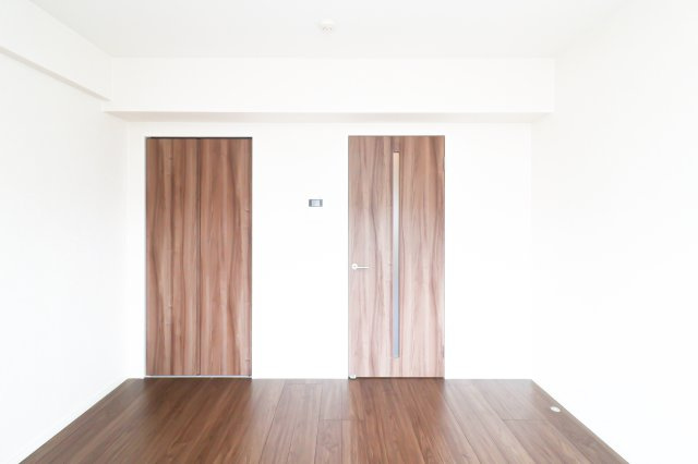 サヴォイラクアティック　8階の居間・リビング|現状優先になります。