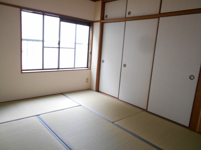 熊本市中央区国府４丁目の賃貸マンションの収納