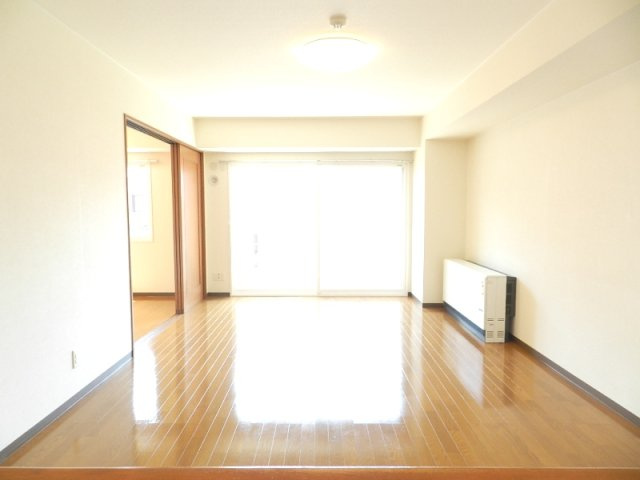 サンヴェール中央の居間・リビング