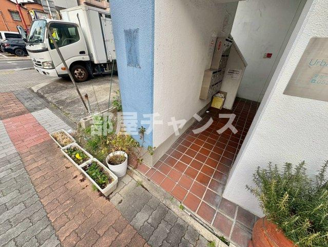 アーバンブラン金山のエントランス