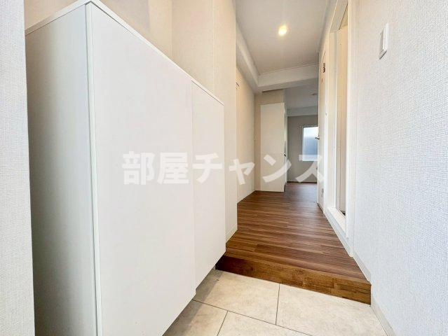 アーバンブラン金山の玄関