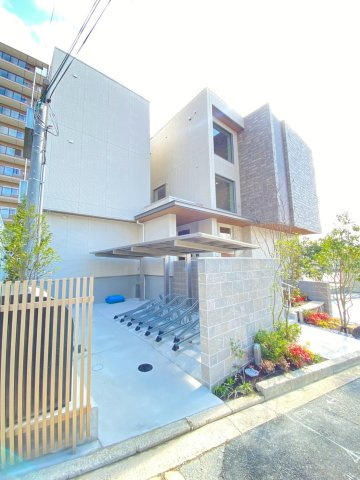 シャーメゾンアプリクス