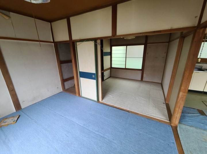  北海道日高郡新ひだか町　全空アパートの和室