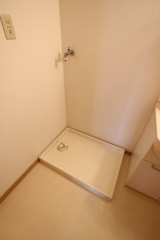 【設備】 | KRグランドイン | 室内洗濯機置場