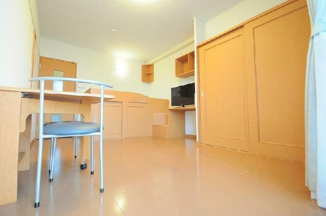 レオパレスＥＸＣＥＥＤの居間・リビング|☆このお部屋は仲介手数料0円です☆