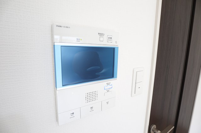 サヴォイラコートワジー　2階のセキュリティ|別号室のものです。現状優先になります。