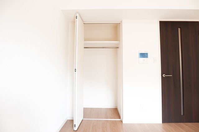 サヴォイラコートワジー　2階の収納|別号室のものです。現状優先になります。
