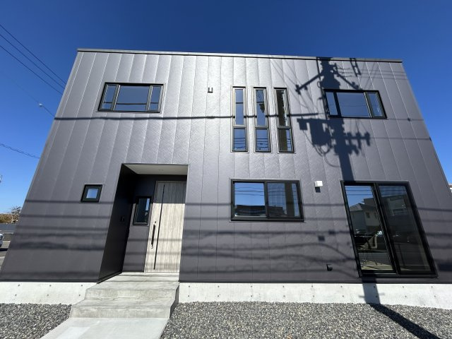 阿南市領家町室ノ内新築の外観