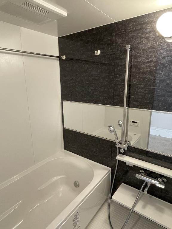 第一辻ビルの浴室