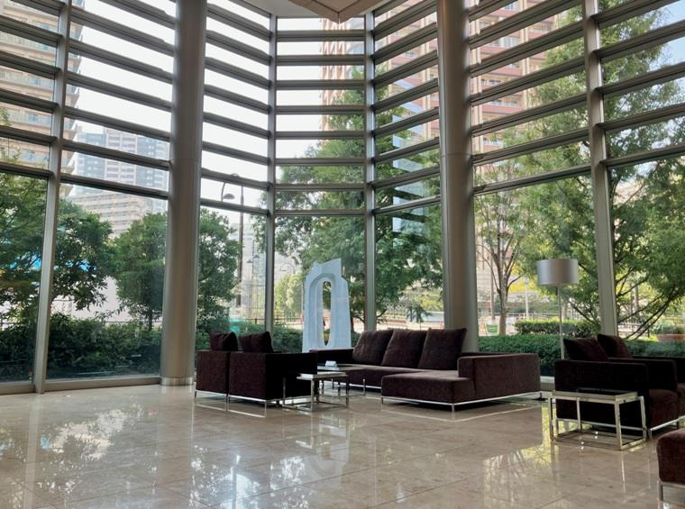 パークタワーグランスカイのロビー