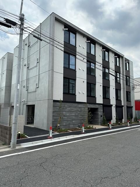 グローリオシェルト志村坂上