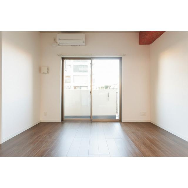 プレアデス千里山田の居間・リビング