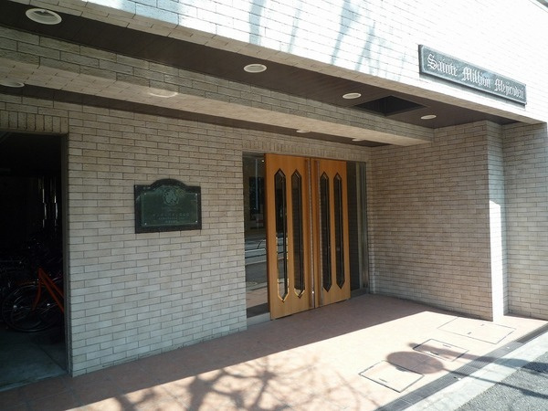 サンテミリオン目白台のエントランス