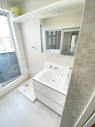 ディーズライフ元町の洗面所