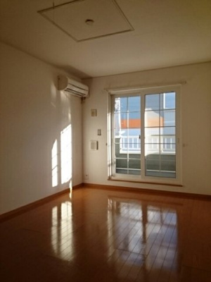 【居間・リビング】 | ミモザ | ゆったり過ごせる居間です