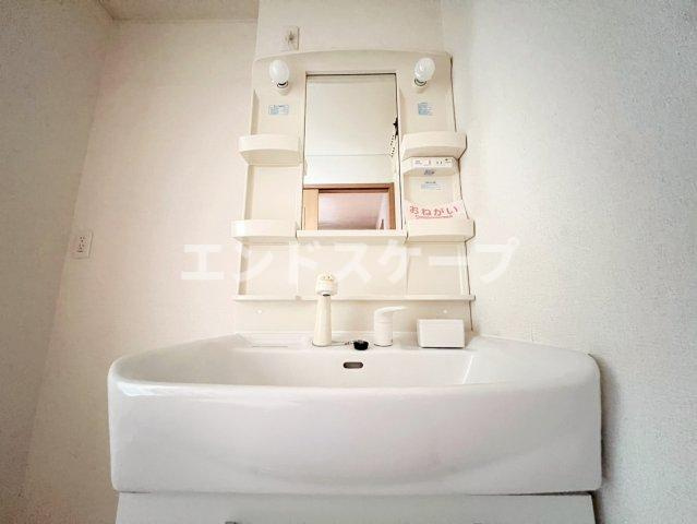 サンパティークⅤの独立洗面台|高崎、前橋のお部屋探しはエンドスケープまで！お客様の理想お聞かせ下さい♪