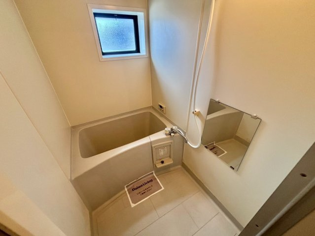 ビューラー高砂　B棟の浴室