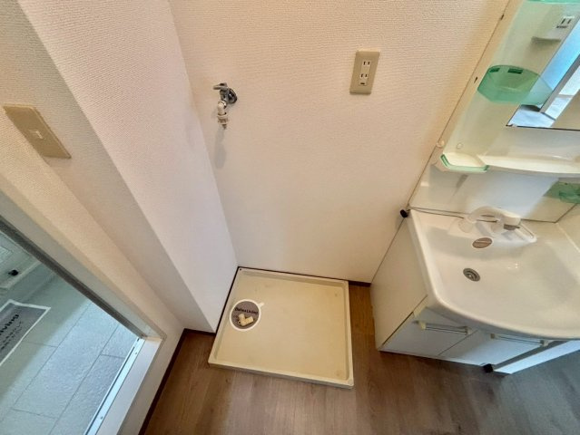 ビューラー高砂　B棟の洗面所