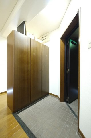 メゾン表町のロビー