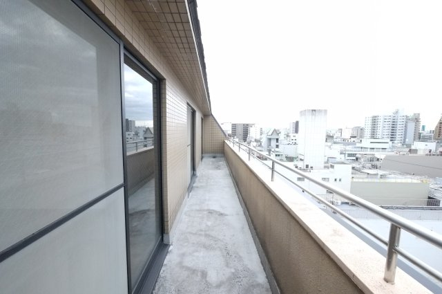 メゾン表町のバルコニー