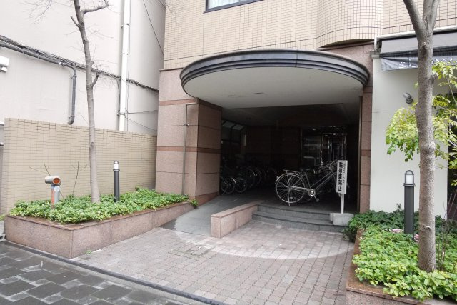 メゾン表町のエントランス